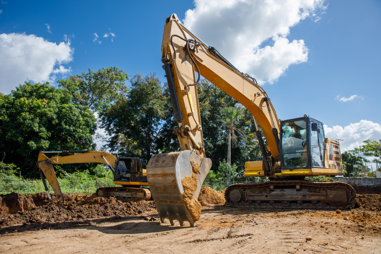 What Are The Uses Of An Excavator In Construction